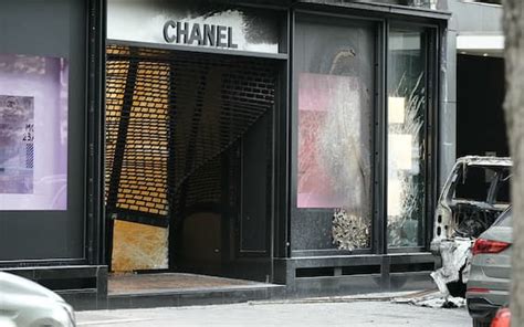 Chanel, rapina nel centro di Parigi: bottino del furto tra .